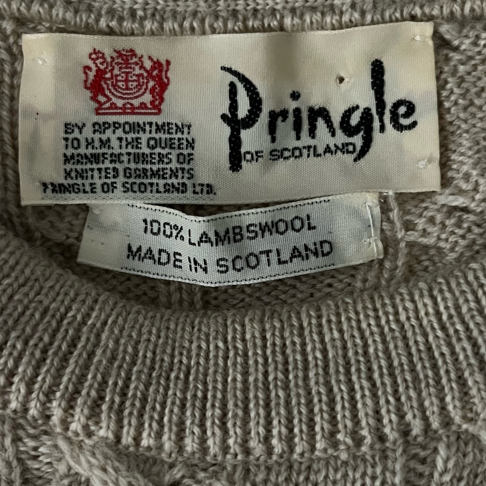 Pringle of Scotland 100% Lambswool cable knit sweater - Picture 12 of 13